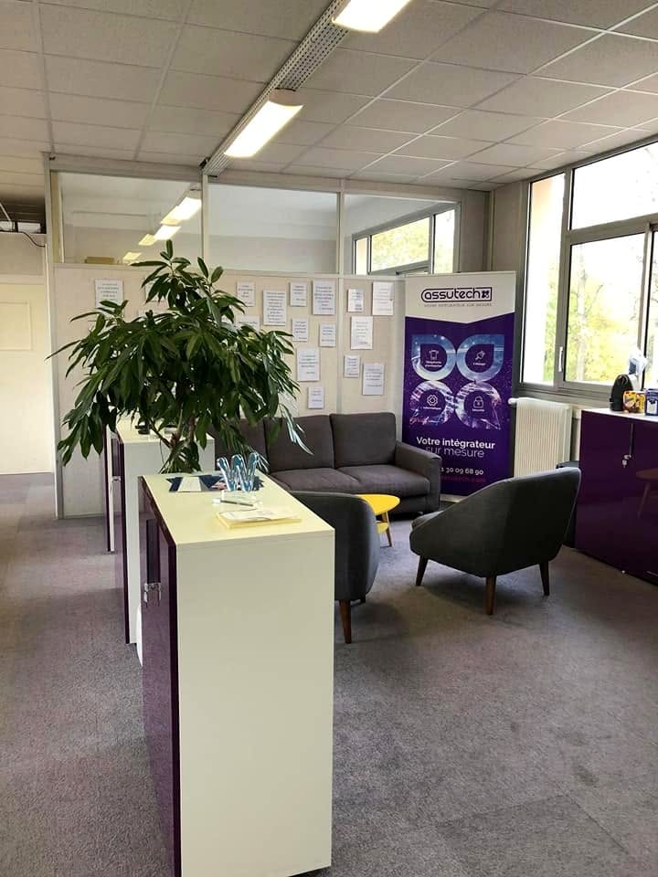Espace d'accueil des locaux Assutech au Mesnil-le-Roi